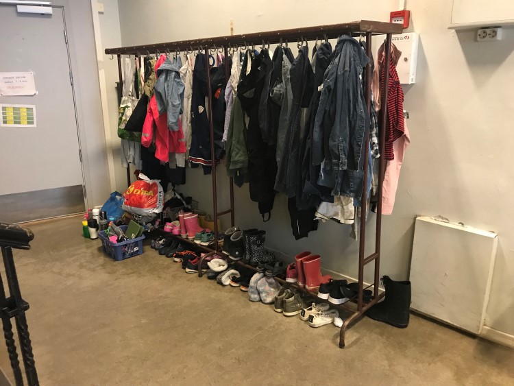 Foto: aks gjenglemt stativ med klær
